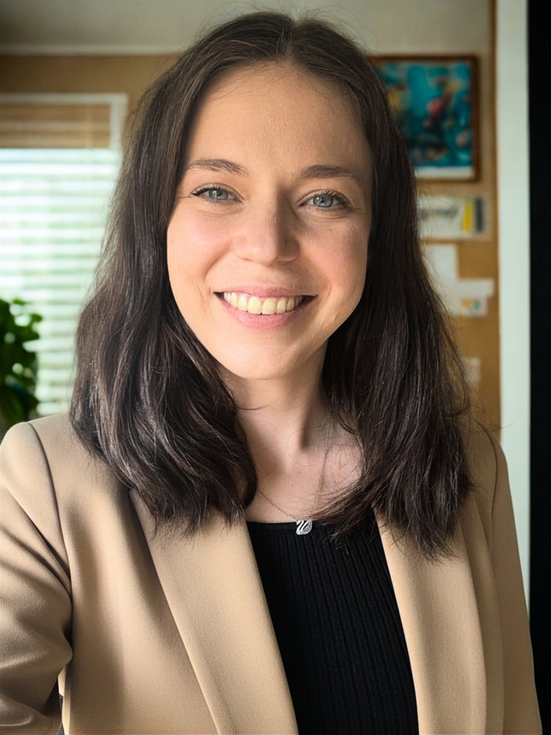 Dr. Giulia Santaca